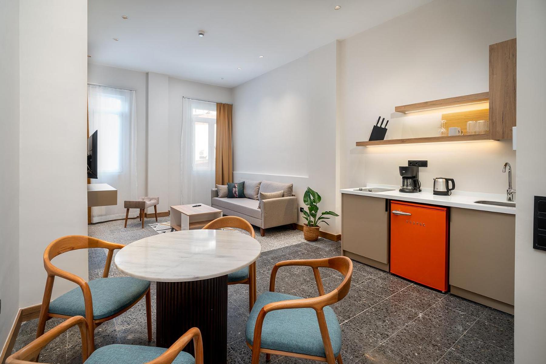 Urban Quarters - Bogazkesen Aparthotel Истанбул Екстериор снимка