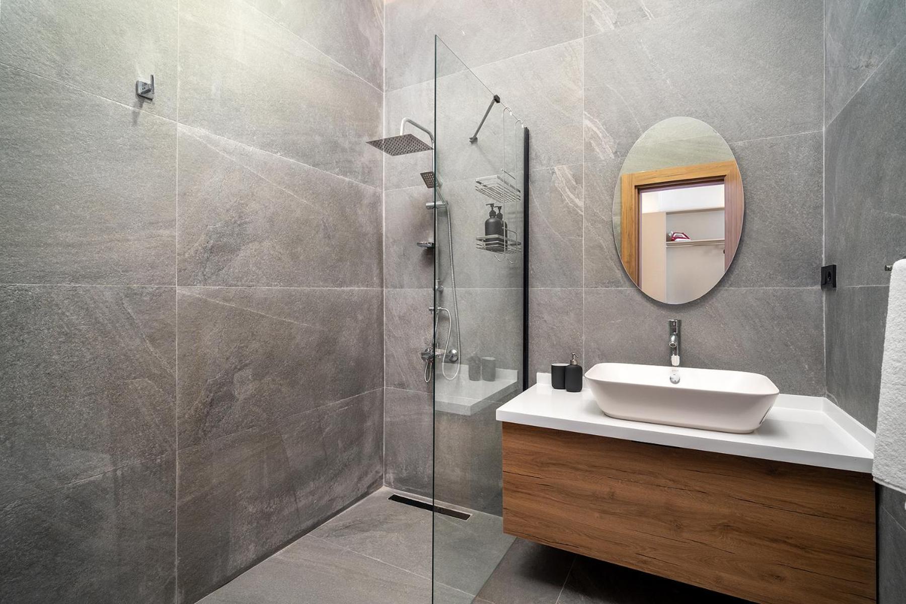 Urban Quarters - Bogazkesen Aparthotel Истанбул Екстериор снимка